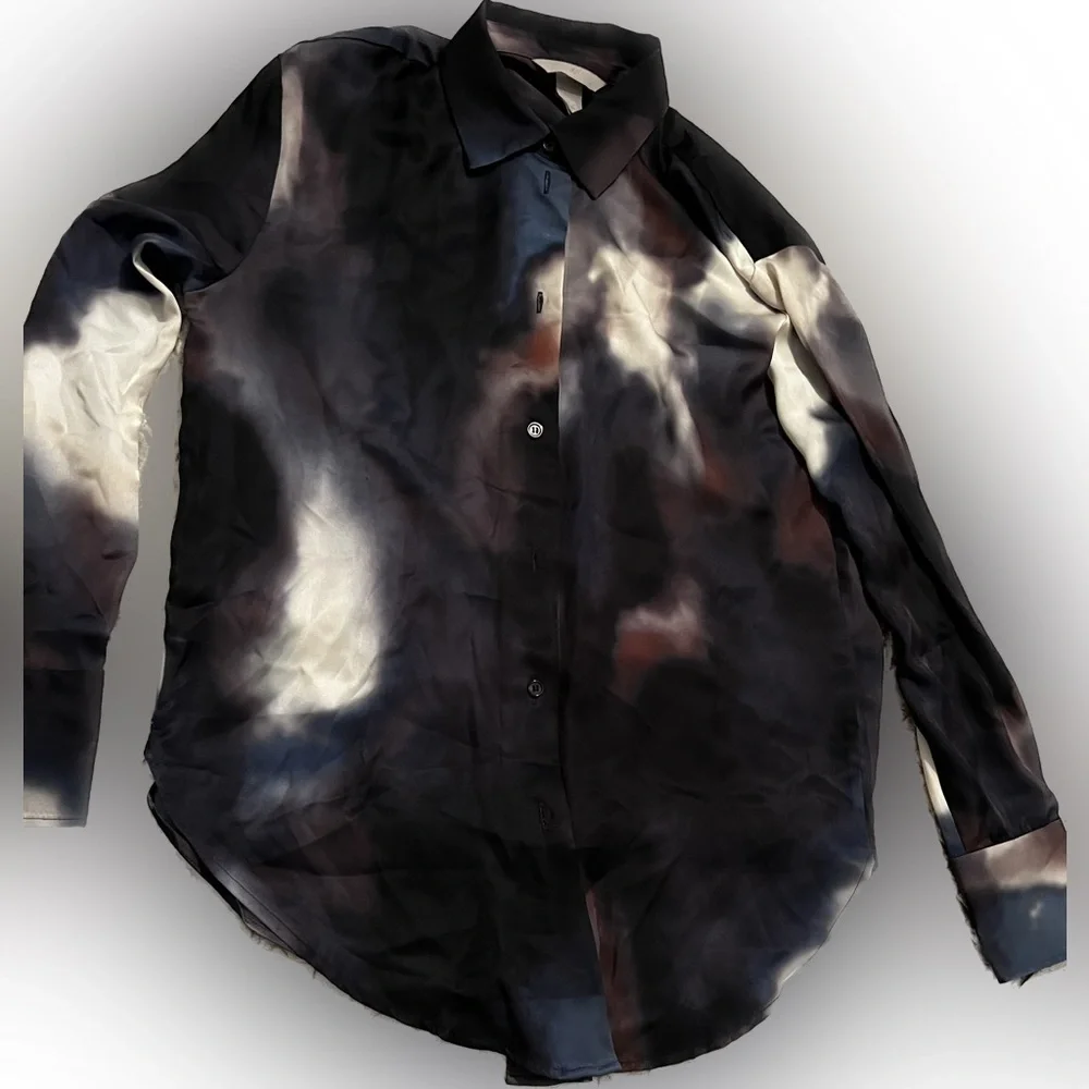 Blouse - Picture 2 of 3
